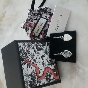 NWT ⭐️ Gucci Sterling Silver Heart Earrings